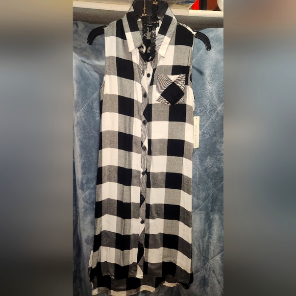 Black checkered button down dress - Picture 1 of 5